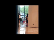 可爱眼镜妹反差萌平时带着眼镜看着乖乖的还带点调皮晚上的时候脱