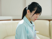 HUBLK-077 旦那を亡くして訪問介護の仕事をする未亡人を、キモ親父とその息子が性奴●調教 塩見彩 - 4of5