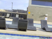剧情好片 老师带着自己的学生（1男2女）在私人泳池 亲自指导啪啪