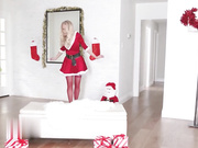 淘气的半老徐娘喜欢大鸡巴