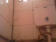 坑神潛入國內某衣帽商品購物市場簡陋蹲坑正面偸拍各式美女少婦如廁噓噓 有個妹子一線天饅頭逼看得欲火焚身 720P高清原版