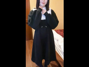 精品推薦 身材嬌小藝校甜美妹子酒店兼職服務猥瑣大叔 主動跪舔雞巴張開雙腿給操 無套內射中出吃精 720P高清原版