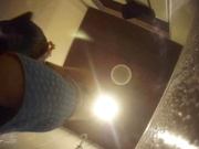 最新流出大神潛入某遊泳場更衣洗漱室偷拍各式美女少婦沐浴更衣 苗條身材堅挺美乳看得讓人欲火焚身 1080P高清原版