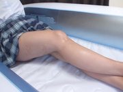 [OKP-060] 神パンスト 佐藤りこ 制服ロリ美少女の美脚を包んだ生ナマしいパンストを完全着衣でムレた足裏からつま先を味わい尽くす！ 【破解】 - 2of5