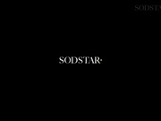 STZY-019 AVデビュー前の秘蔵映像公開！Iカップシャカリキアルバイター女子大学生（20）小笠原菜乃 - 1of5