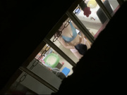 城中村握手楼偷拍❤️隔壁邻居少妇脱内衣瞬间奶子弹出来洗澡出来顾着看手机没想到身体被我看光光高清无水印