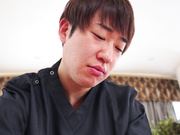 SNOS-345 クソ真面目な地味巨乳が綺麗になりたくてエステ通ったら乳首イキ女に開発されてしまった… 鷲尾めい - 2of5
