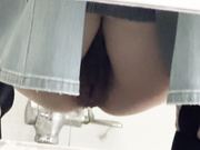 小姐姐尿尿好美