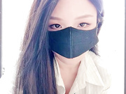 很有女人味的甜美御姐Olivia，丰满身材丝袜美腿，下面总是湿漉漉的，跳蛋爽哭的表情太反差婊了