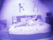 【360水滴TP】玫瑰房偷拍颜值很高烟瘾还挺大的极品小少妇被干的嗷嗷大叫