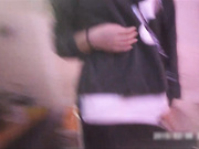 美容店外面看上个漂亮大胸美女进去后已经上钟了,等了一会才轮到,果然好货色胸大咪咪头小,逼逼丰满毛又少,国语!