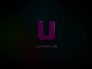 U精品大作三位年轻漂亮性感美女草坪上踢足球然后合伙勾引草坪维护员小伙激情三飞换着干画面诱惑