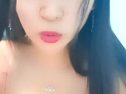 黑丝气质少妇约战大表哥，全程露脸口活激情淫声荡语非常骚，被大哥各种姿势体位蹂躏爆草，表情骚浪不要错过