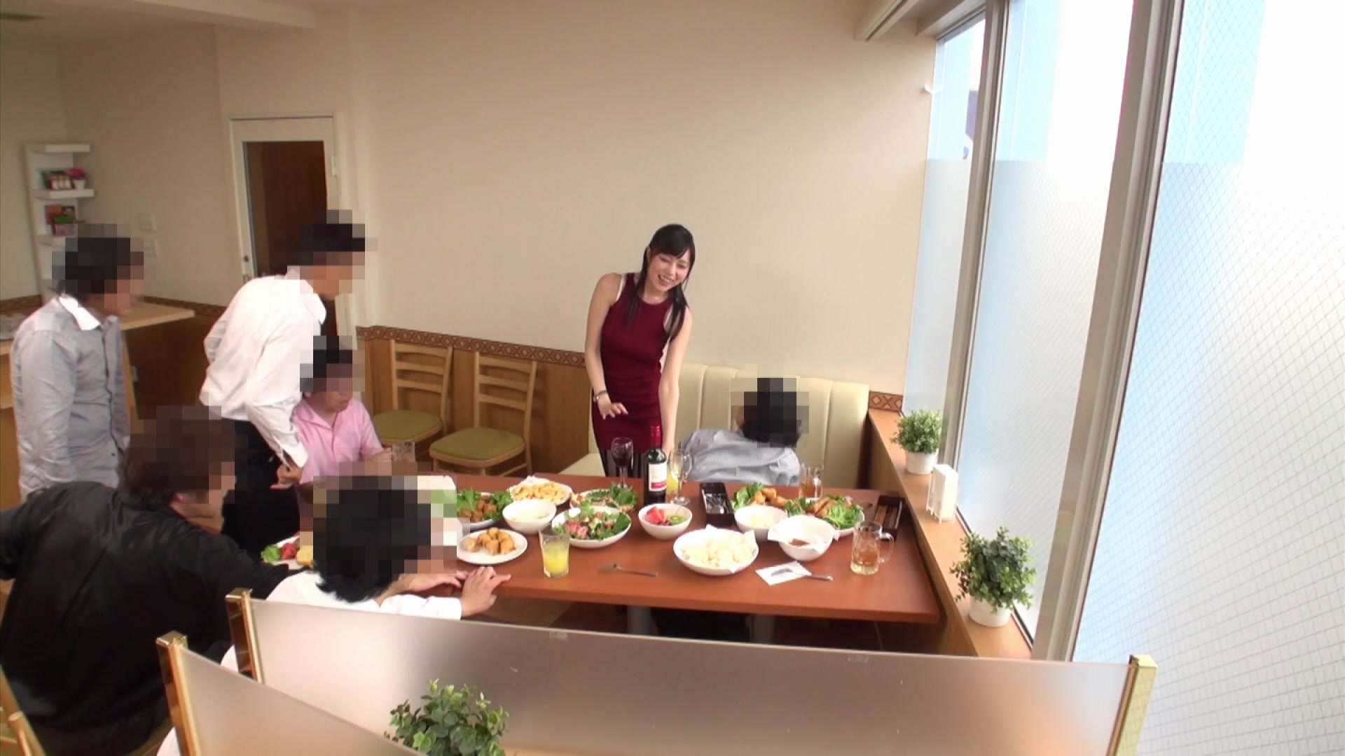 [BF-525] NTR 教え子に寝取られた同窓会 - 1of5