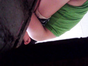 6月沟厕--绿衣美女拉大