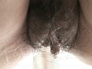 超男双镜头170蝴蝶结发夹靓女,小阴纯不对称,毛好顺