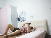 老哥约熟女扒掉衣服正入直接开操大屁股几下就射