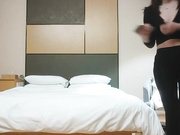 开发探索》坐在身上揉捏奶子屁股磨蹭有点骚